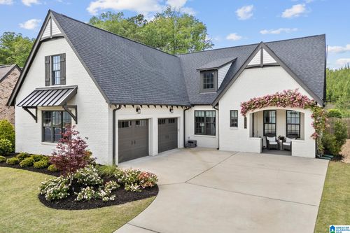 7036 Sunny Ln, HOOVER, AL, 35244-6410 | Card Image