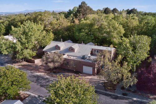 1630 Rancho Guadalupe Trl Nw, Albuquerque, NM, 87107-3370 | Card Image