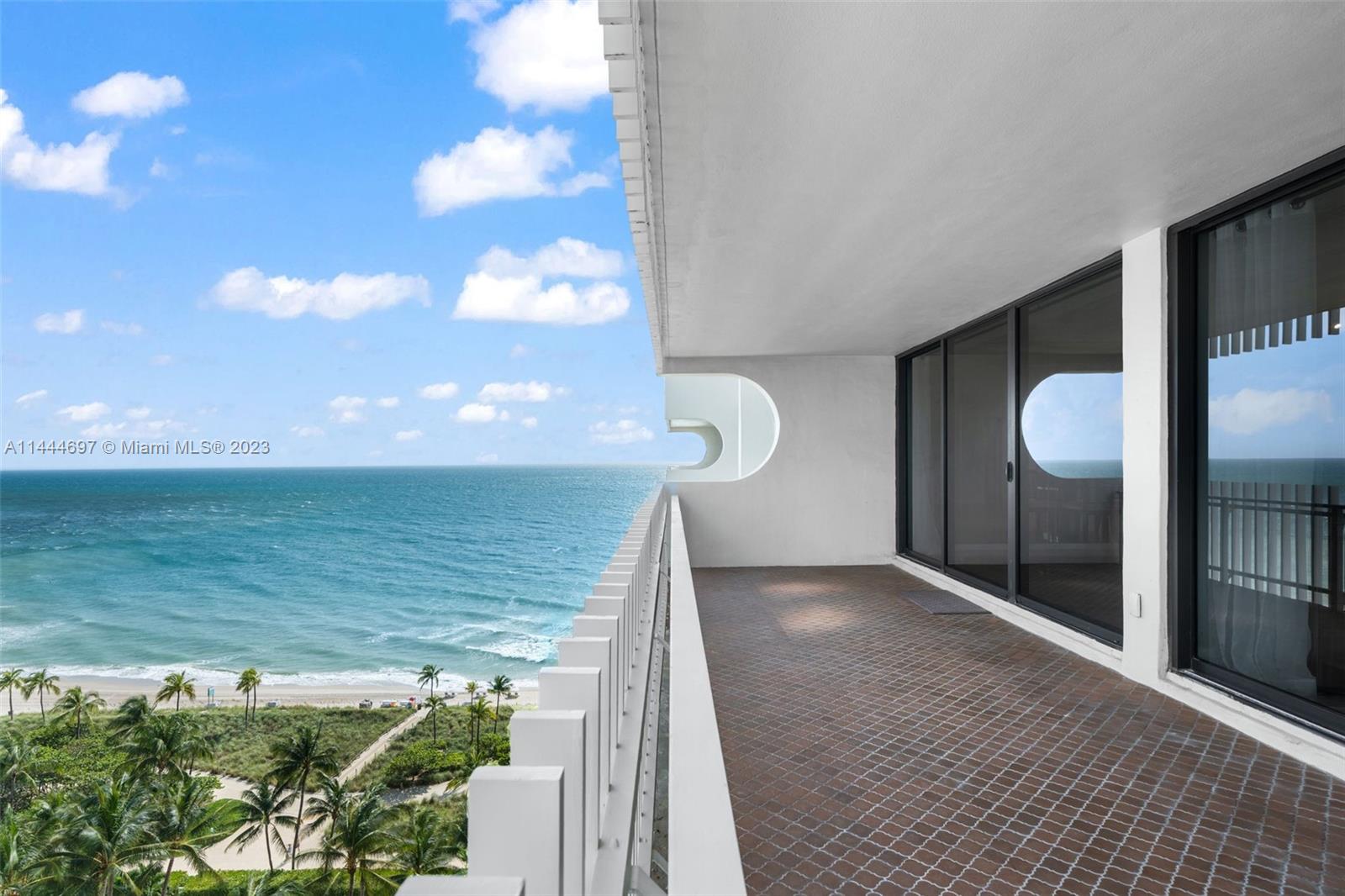 1406 10205 Collins Ave, Sold in Bal Harbour Zoocasa