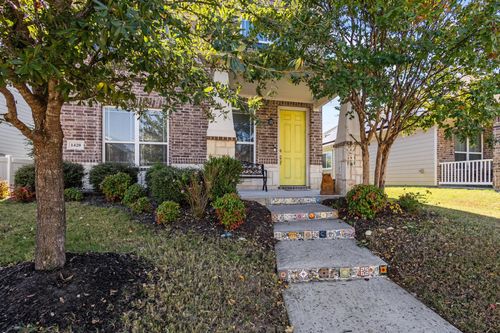 1420 Bull St, Aubrey, TX, 76227-2918 | Card Image