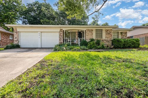 2530 Robin Ln, Garland, TX, 75041-1445 | Card Image