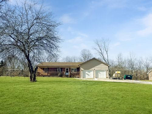 607 Cool Springs Rd, Morgantown, KY, 42261-9316 | Card Image