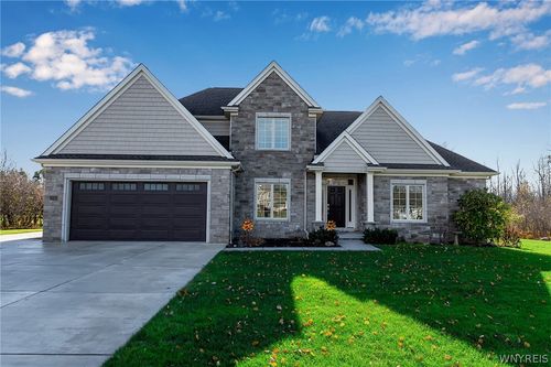 2090 Finnegan Dr, Elma, NY, 14059-9458 | Card Image