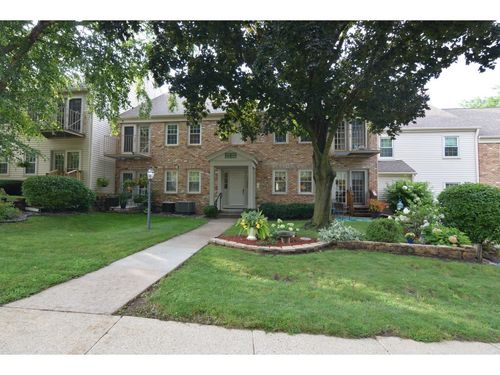 6806 Old Sauk Ct, Madison, WI, 53717-1129 | Card Image