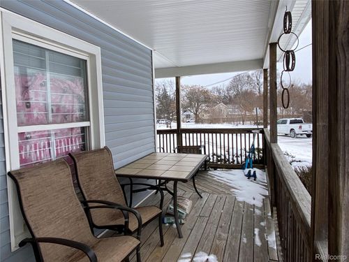 75 Green St, Pontiac, MI, 48341-1713 | Card Image