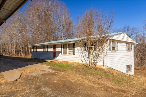 1100 Washburn Rd, Madison, NC, 27025-6237 | Card Image