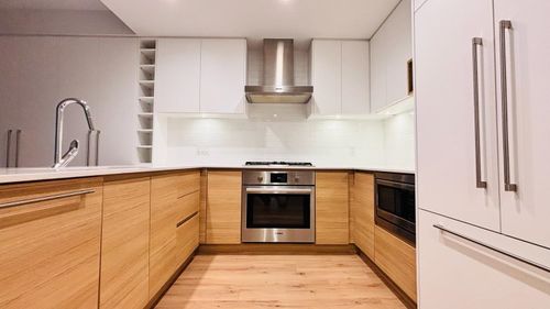 404-3131 Murray St, Port Moody, BC, V3H0L9 | Card Image