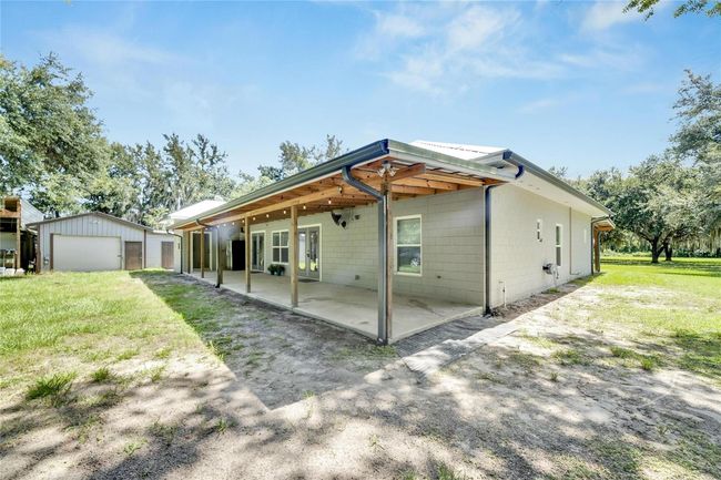 9017 County Line Rd, House other with 3 bedrooms, 3 bathrooms and null parking in LITHIA FL | Image 55