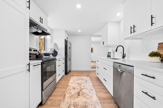 412 Bloomfield Main St, House other with 4 bedrooms, 1 bathrooms and 4 parking in Bloomfield ON | Image 10