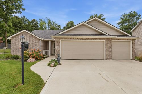 401 Cranberry Run, Avilla, IN, 46710-9325 | Card Image