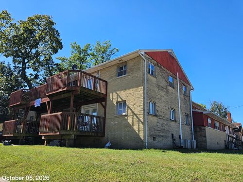 700 S Poplar St, Carbondale, IL, 62901-2782 | Card Image