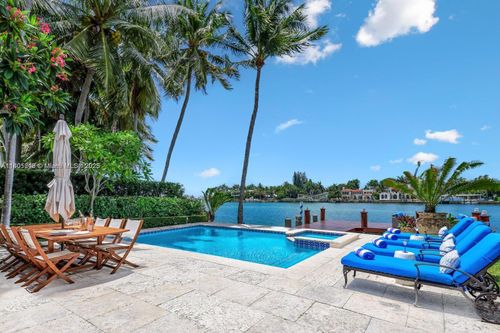 56 S Hibiscus Dr, Miami Beach, FL, 33139-5128 | Card Image