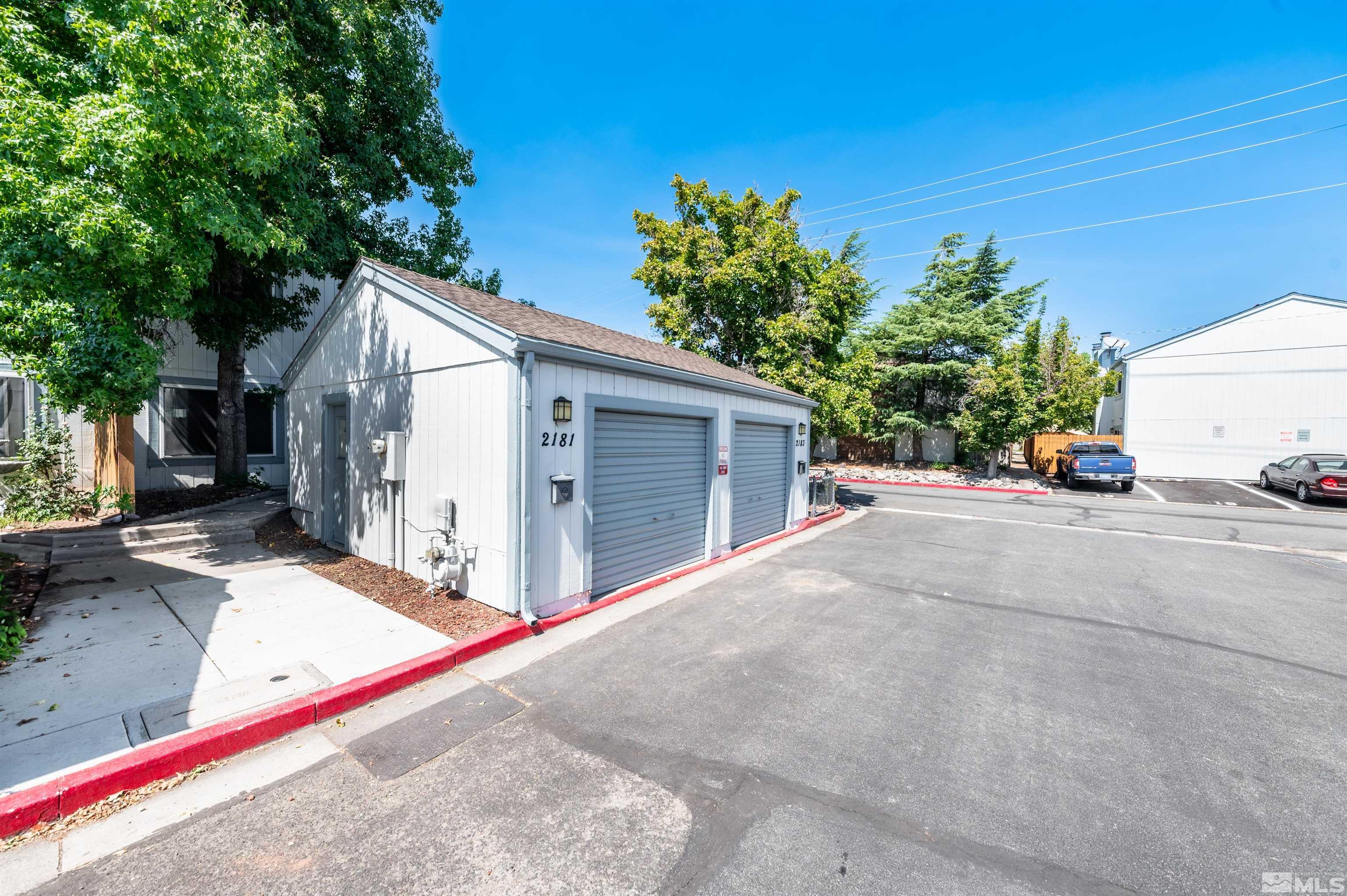 Greyhaven Ln, Sparks, NV 89431