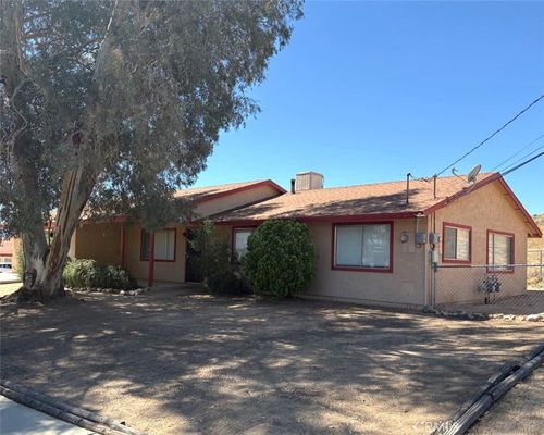 17185 Fremontia Street, Hesperia, CA, 92345 | Card Image