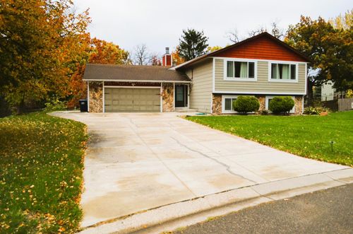 9879 Upper 173rd Ct W, Lakeville, MN, 55044-7617 | Card Image