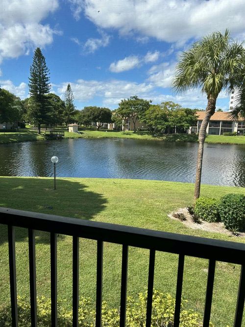 apt-210-2051 Sw 15th St, Deerfield Beach, FL, 33442-6166 | Card Image