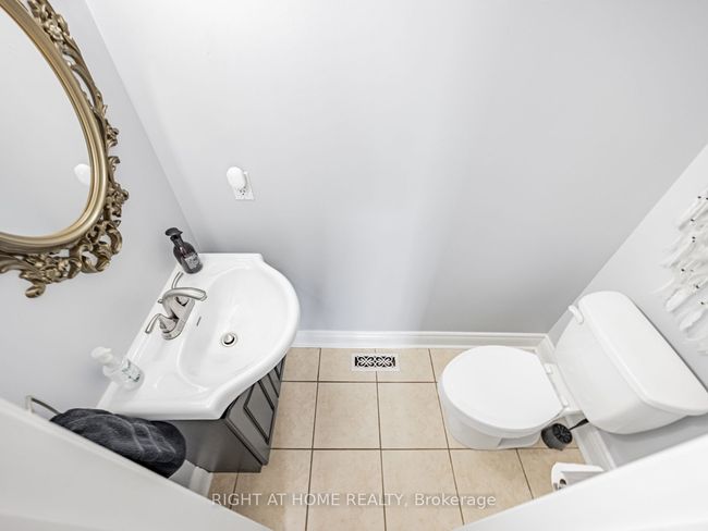 54 Roadmaster Lane, House attached with 4 bedrooms, 3 bathrooms and 2 parking in Brampton ON | Image 7