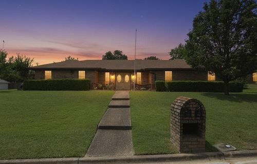 131 Patricia Drive, Hewitt, TX, 76643 | Card Image