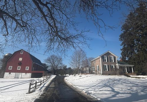 10710 Mi State Road 52, Manchester, MI, 48158-9412 | Card Image