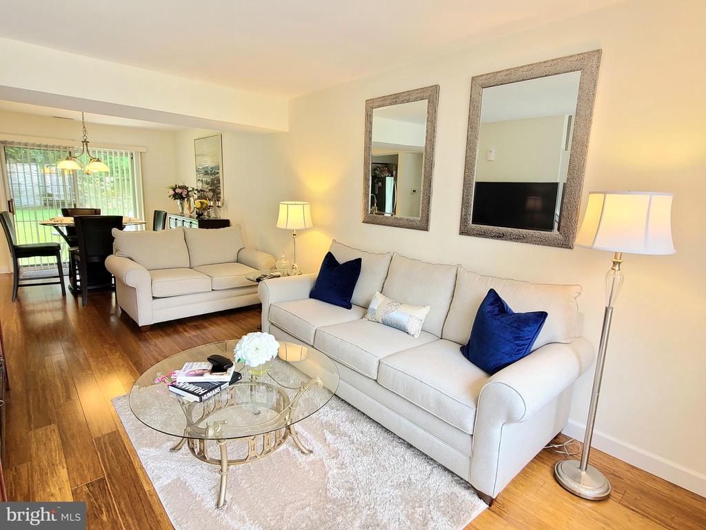 Residential Lease in CHERRY HILL 2