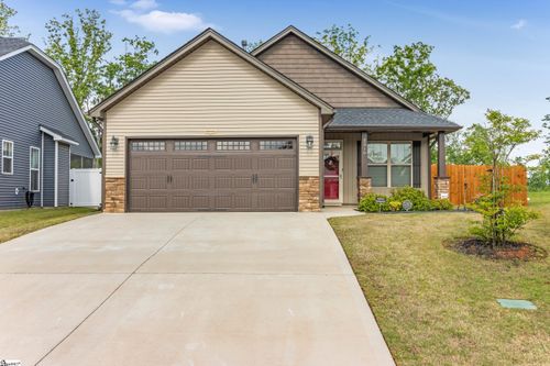 2319 Davenport Ct, Moore, SC, 29369-8707 | Card Image