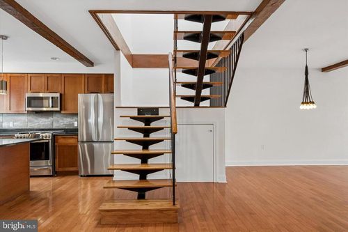 apt-5-1111 Mount Vernon St, PHILADELPHIA, PA, 19123-2526 | Card Image