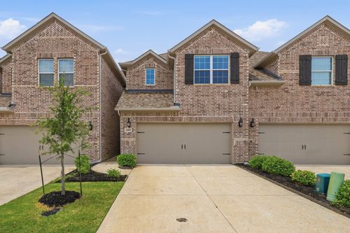 600 Hutchinson Ln, Lewisville, TX, 75077-3392 | Card Image