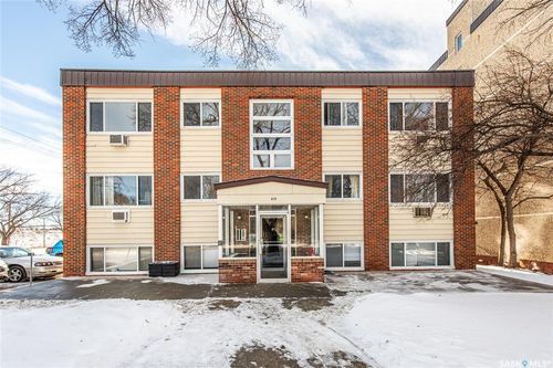 285 Fairford Street E, Moose Jaw, SK, S6H0E1 | Card Image