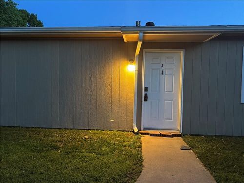 a-312 S Halsey St, Siloam Springs, AR, 72761-2956 | Card Image
