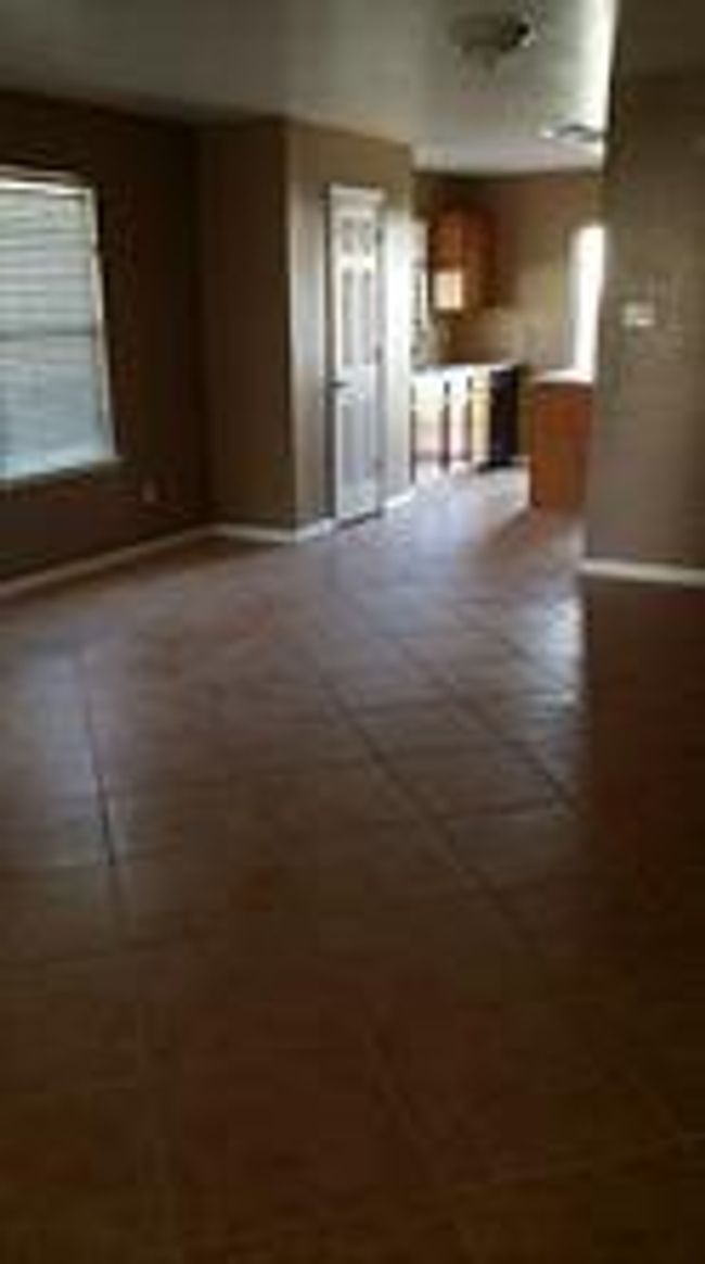 22818 Cabanna Rd, House other with 3 bedrooms, 2 bathrooms and 1 parking in Spring TX | Image 7