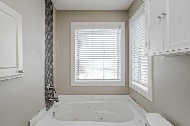 260 Chaparral Ridge Cir Se, House other with 4 bedrooms, 4 bathrooms and 2 parking in Calgary AB | Image 29