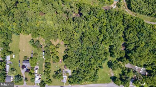 563 Giles Mill Rd, BUNKER HILL, WV, 25413-2738 | Card Image
