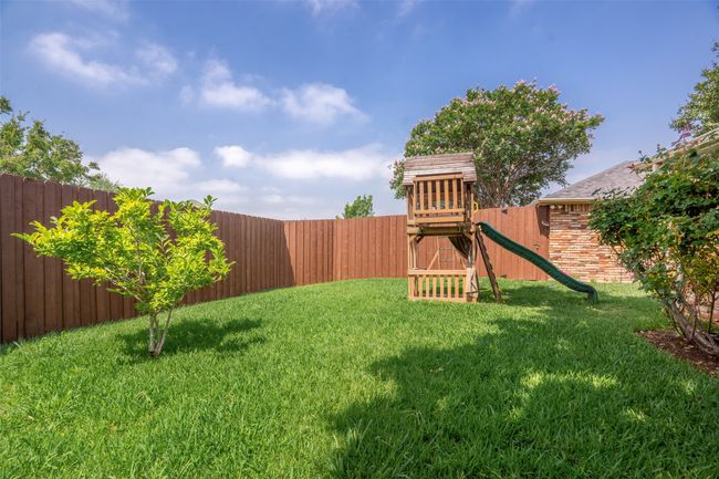 2332 Heatherwoods Way, House other with 3 bedrooms, 3 bathrooms and null parking in Carrollton TX | Image 34