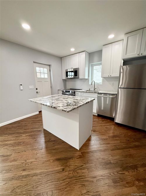 2-19 Lee Ave, Stony Point, NY, 10980-1664 | Card Image