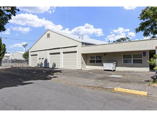 940 Greenwood St, JunctionCity, OR, 97448 | Card Image