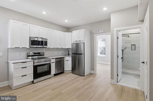 4-856 N 19th St, PHILADELPHIA, PA, 19130-2022 | Card Image