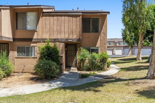 162 Tamarisk St, Redlands, CA, 92373-5556 | Card Image