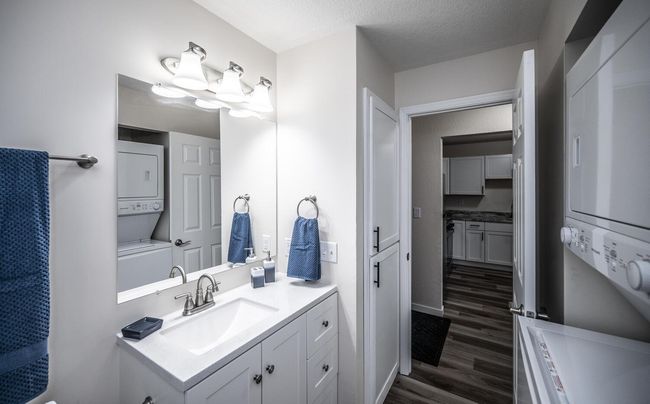 UNIT-119 - 3440 Golfview Dr, Condo with 1 bedrooms, 1 bathrooms and null parking in Eagan MN | Image 11