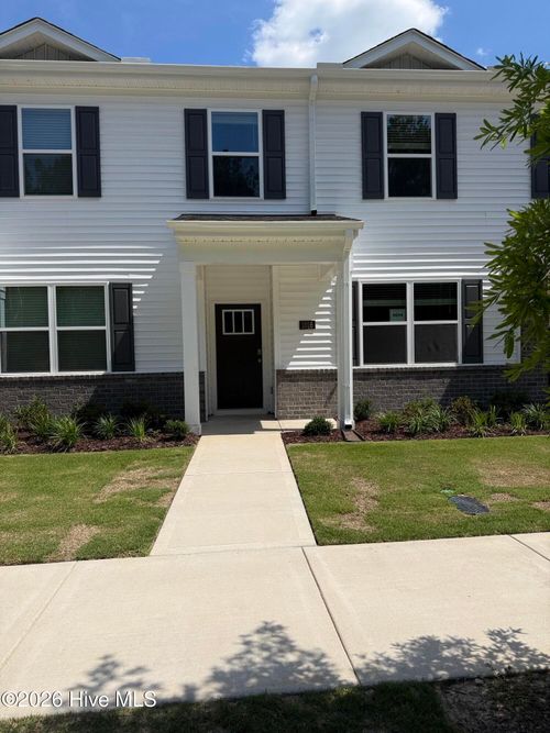 1016 Bayard Wootten Way, New Bern, NC, 28562-1312 | Card Image