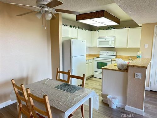 apt-39-1400 W Edgehill Rd, San Bernardino, CA, 92405-5135 | Card Image