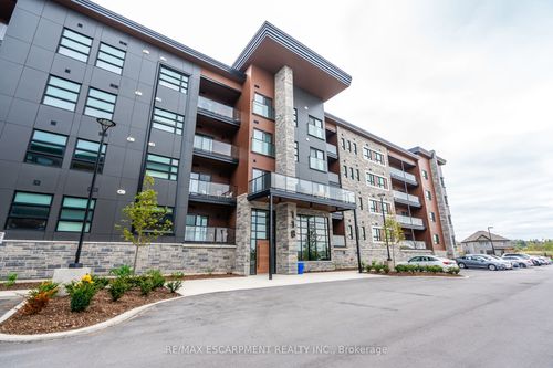 307-118 Summersides Blvd, Fonthill, ON, L0S1E1 | Card Image