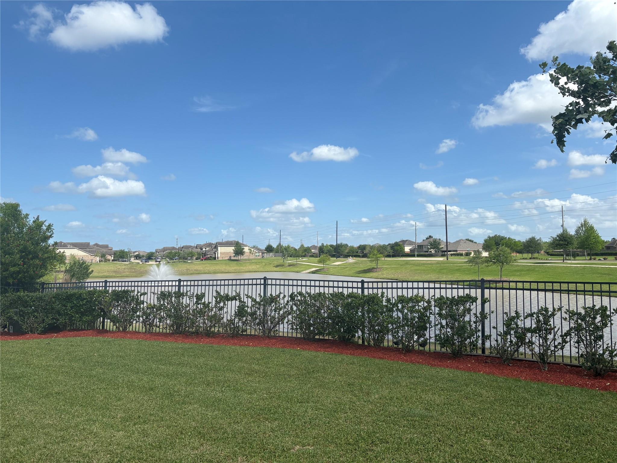 Residential Lease in Rosharon 3