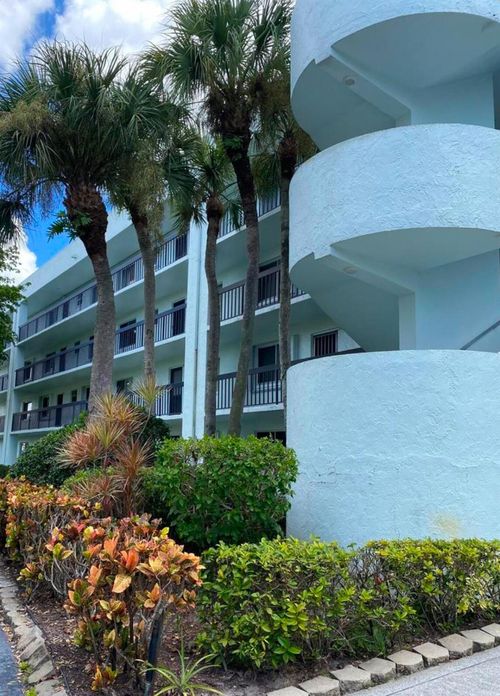 apt-408-6698 10th Ave N, Lake Worth, FL, 33467-1963 | Card Image