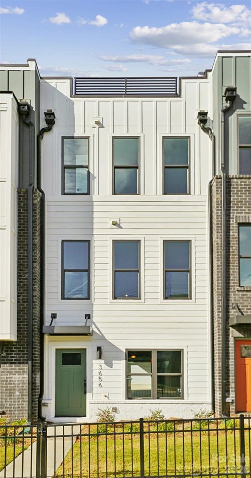 3656 S Tryon St, Charlotte, NC, 28217-1630 | Card Image