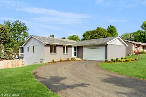10607 Mathew St, Huntley, IL, 60142-7113 | Card Image