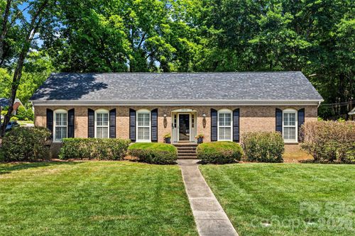 3826 Severn Ave, Charlotte, NC, 28210-6216 | Card Image