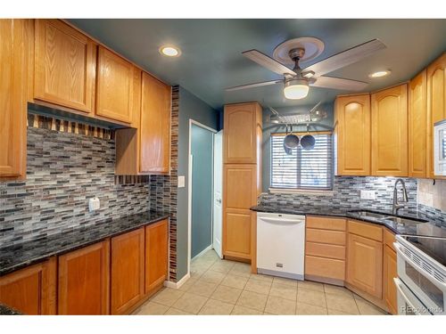 10486 Corona St, Northglenn, CO, 80233-4222 | Card Image