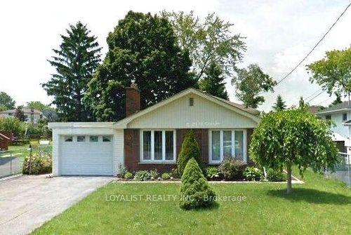 80 Lemoine St, Belleville, ON, K8P4G9 | Card Image