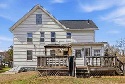 1016 Chestnut St, Palmer, MA, 01069-1804 | Card Image