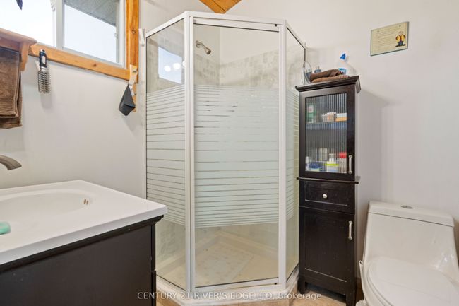 52 Caintown Rd, House other with 3 bedrooms, 2 bathrooms and 4 parking in Front Yonge ON | Image 18